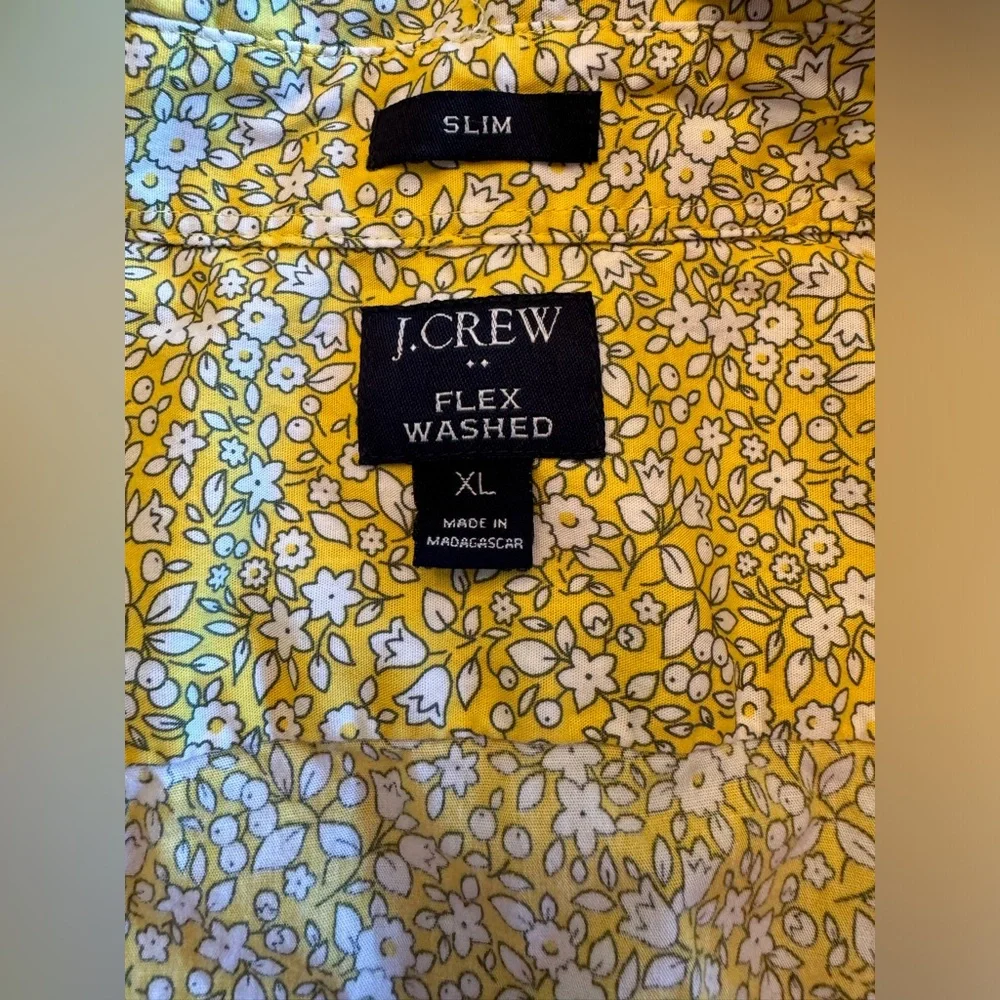 J. Crew men’s shirt sleeve shirt